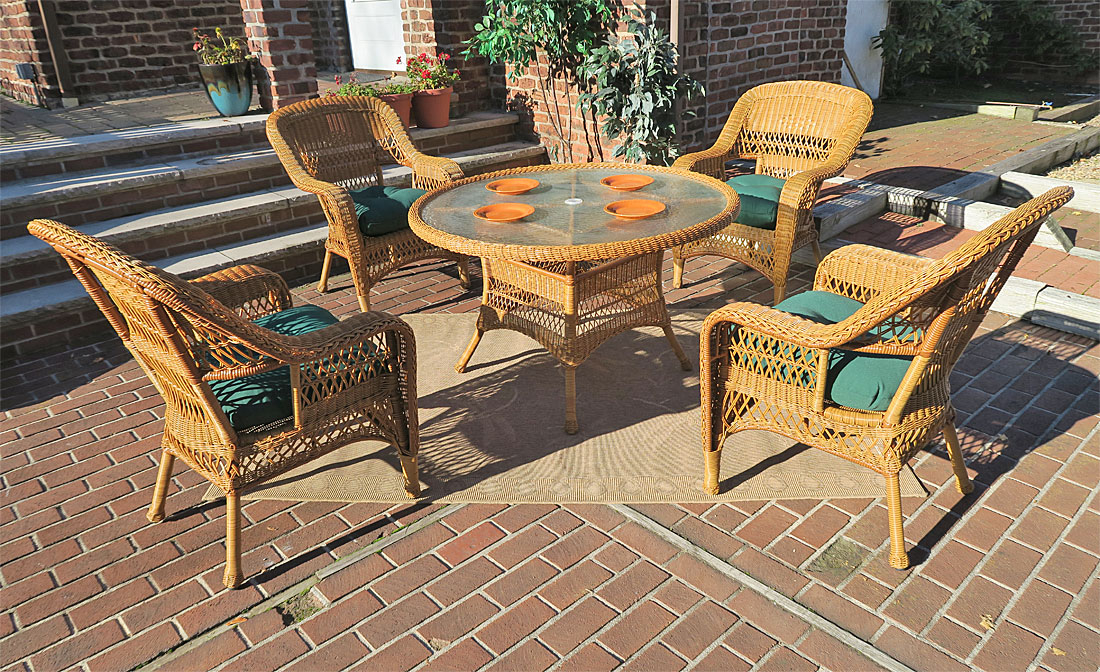 Resin Wicker Patio Dining Sets with Belaire Chairs (5 Colors)