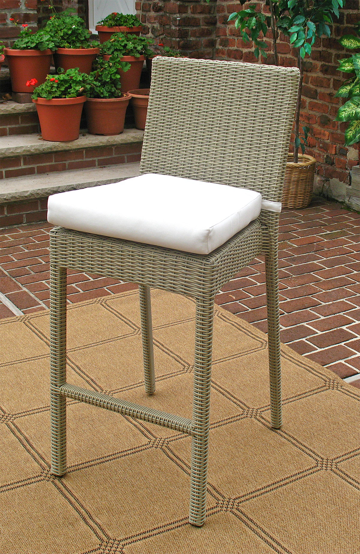 Resin Wicker Bar Stools