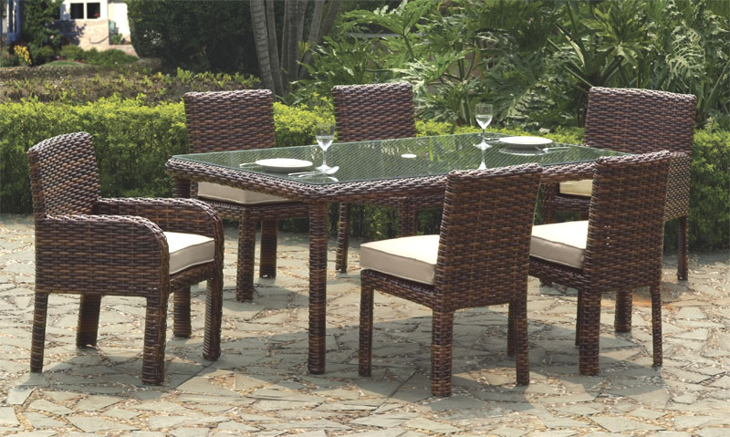 Saint Croix Resin Wicker Dining Sets