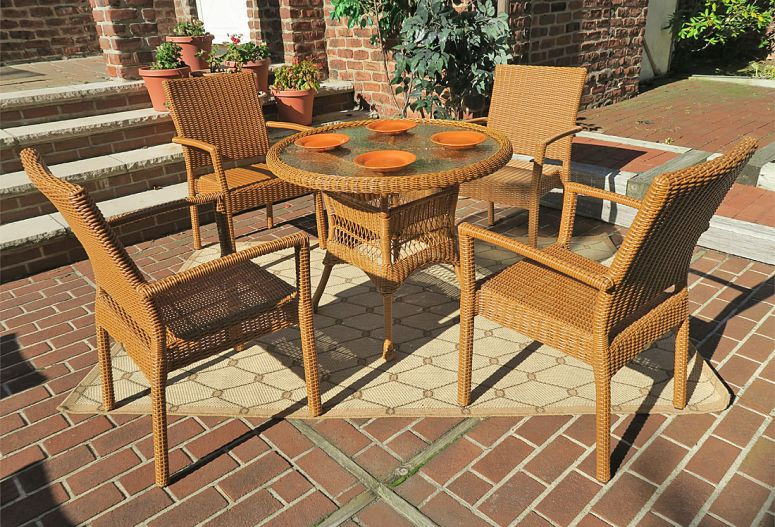 bjs umbrella patio MISSBRELLA 9' 32-LED Lighted Market Solar Patio Table Aluminum Umbrella