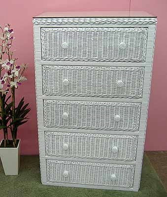 Wicker Dresser 5 Drawer Traditional with Glass Top, White Wicker Dresser 5 Drawer Traditional with Glass Top, White