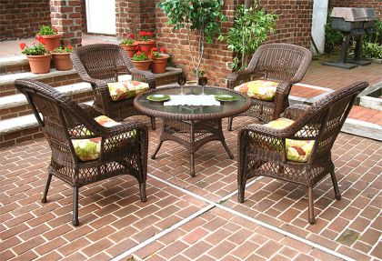 Belaire Resin Wicker Conversation Set (1) 24&quot; High Table (4) Chairs