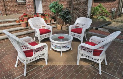 Belaire Resin Wicker Conversation Set (1) 19.5&quot;High Table  (4) Chairs