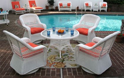 Belaire Resin Wicker Swivel Glider Conversation Set (1) 24&quot; High Table (4) Chairs
