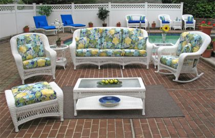 4 Piece Palm Springs Resin Wicker Furniture Set. Sofa, Chair, Rocker &amp; Cocktail Table