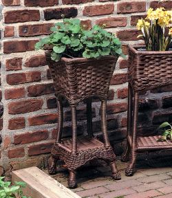 Veranda Resin Wicker Square Plant Stand, Antique Brown