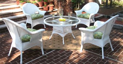 High Back Veranda Resin Wicker Conversation Set (1) 24" High Table (4) Chairs